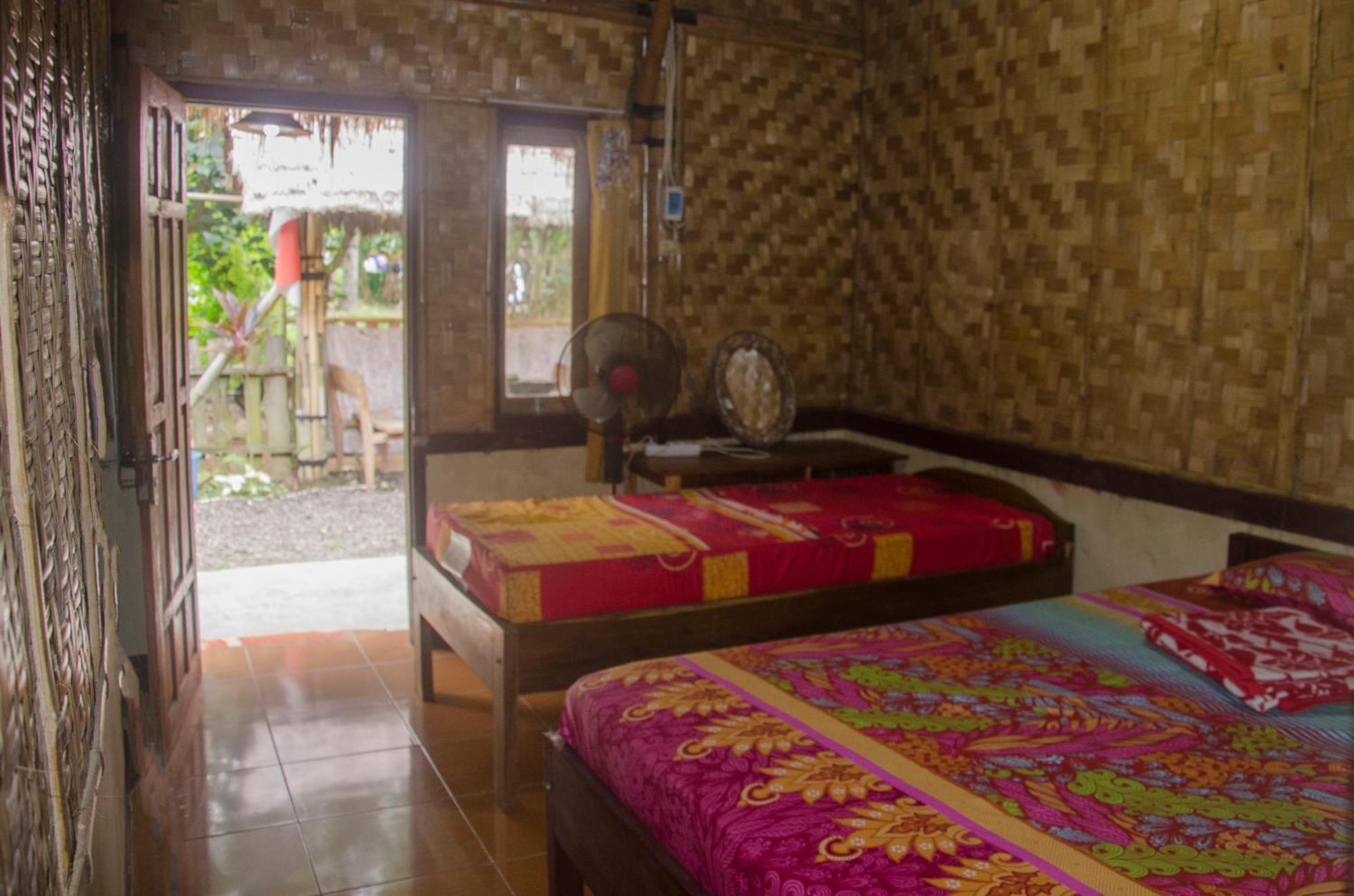 Red Island Bungalows Pasanggaran Exteriér fotografie