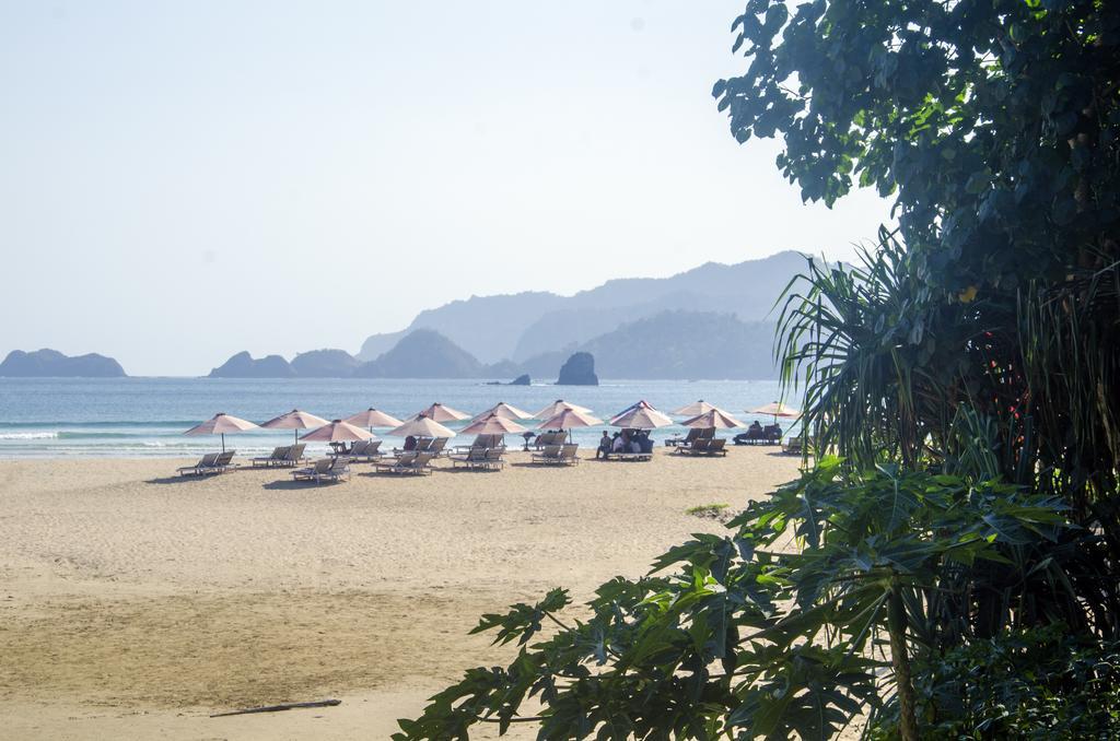 Red Island Bungalows Pasanggaran Exteriér fotografie