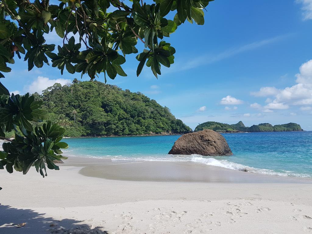 Red Island Bungalows Pasanggaran Exteriér fotografie