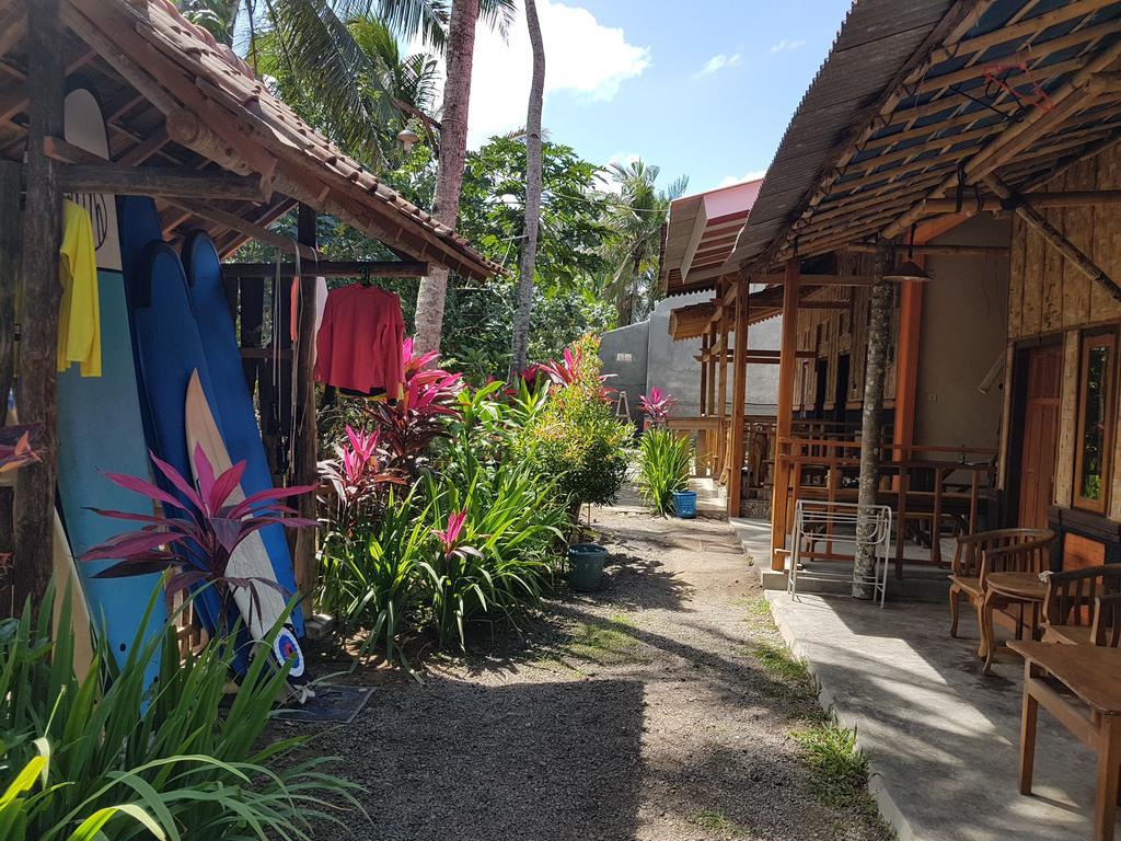 Red Island Bungalows Pasanggaran Exteriér fotografie